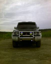 1994 Mitsubishi Pajero Photos