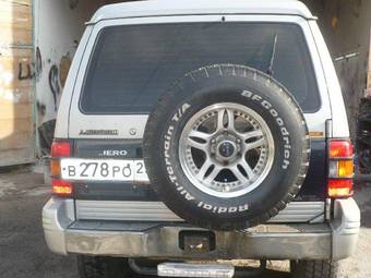 1994 Mitsubishi Pajero Pictures