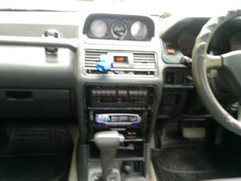 1994 Mitsubishi Pajero Photos