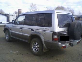 1994 Mitsubishi Pajero Photos