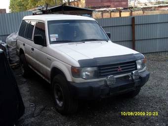 1994 Mitsubishi Pajero Photos