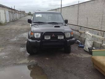 1994 Mitsubishi Pajero Photos