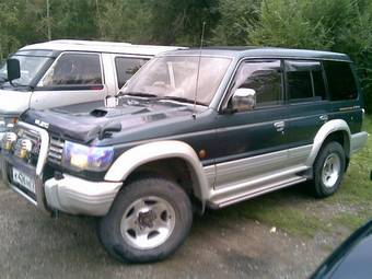 1994 Mitsubishi Pajero Photos