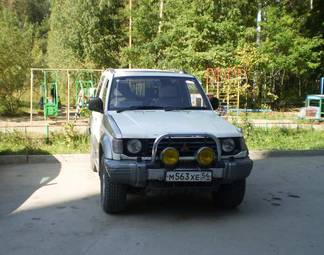 1994 Mitsubishi Pajero Pictures