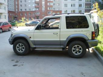 1994 Mitsubishi Pajero Pics