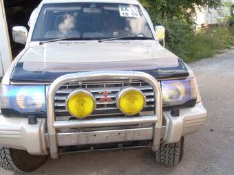 1994 Mitsubishi Pajero Photos