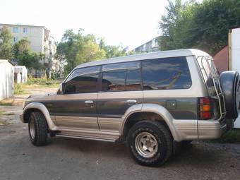 1994 Mitsubishi Pajero Photos