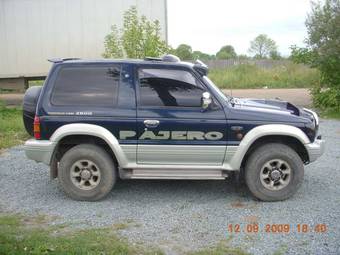 1994 Mitsubishi Pajero Pics
