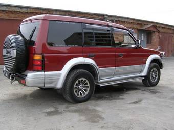 1994 Mitsubishi Pajero Photos