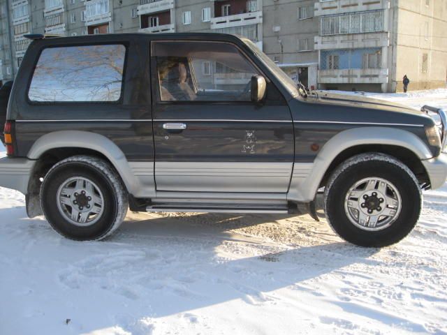 1995 Mitsubishi Pajero