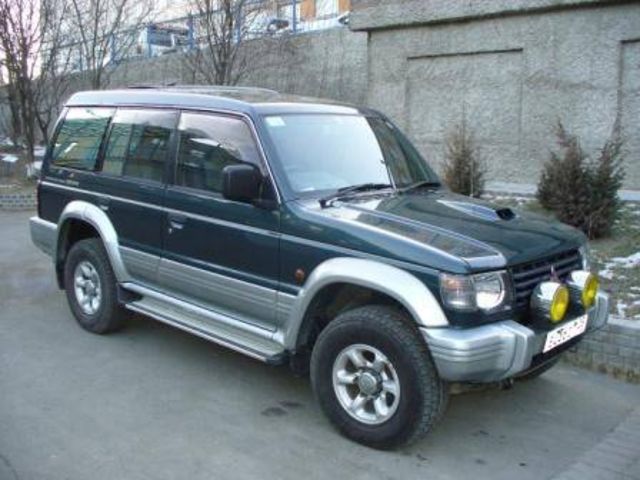 1995 Mitsubishi Pajero