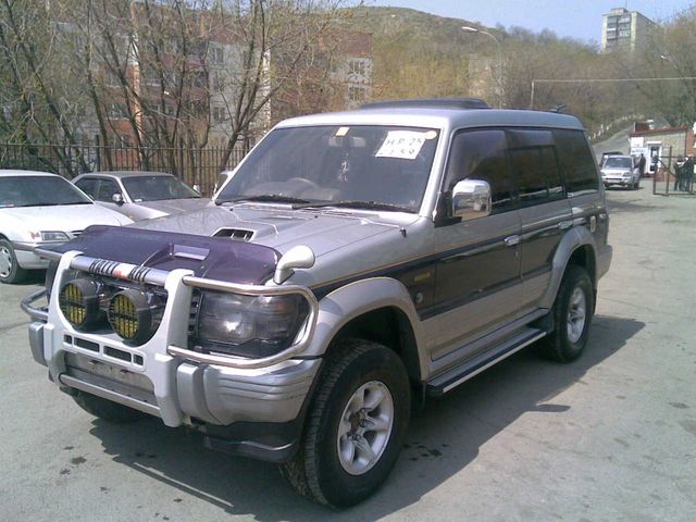 1995 Mitsubishi Pajero