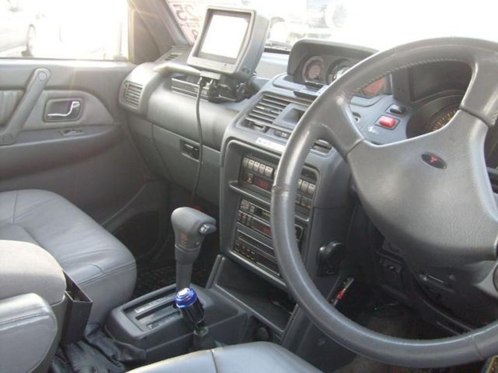 1995 Mitsubishi Pajero