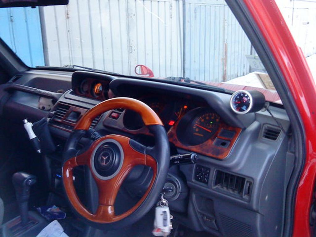 1995 Mitsubishi Pajero