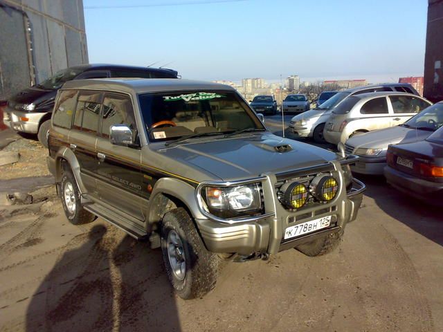 1995 Mitsubishi Pajero