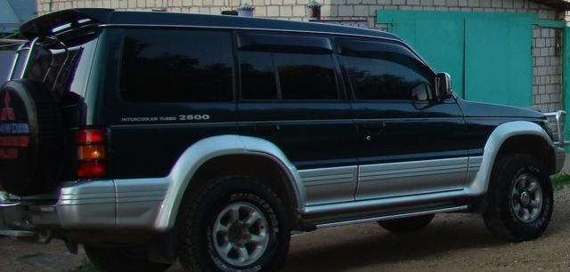1995 Mitsubishi Pajero