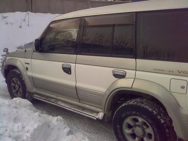 1995 Mitsubishi Pajero