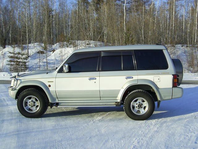1995 Mitsubishi Pajero