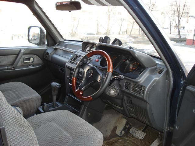 1995 Mitsubishi Pajero