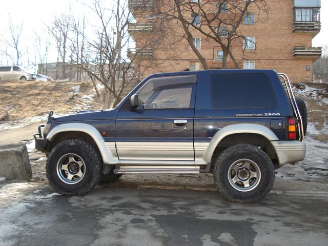 1995 Mitsubishi Pajero