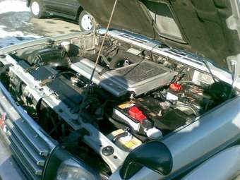 1995 Mitsubishi Pajero Pictures