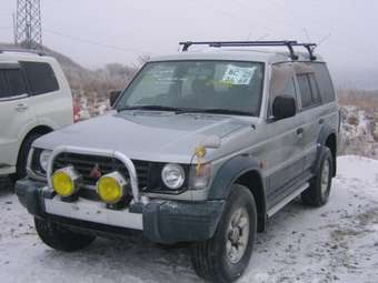 1995 Mitsubishi Pajero Pics