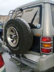 1995 Mitsubishi Pajero Pictures