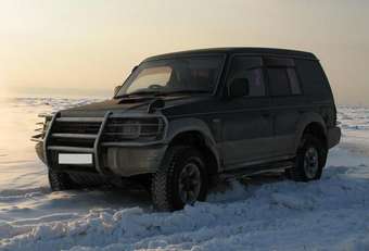 1995 Mitsubishi Pajero Wallpapers