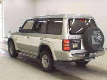 1995 Mitsubishi Pajero Pictures