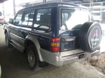 1995 Mitsubishi Pajero Pictures