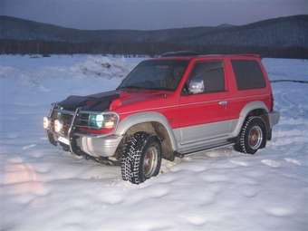 1995 Mitsubishi Pajero Pics