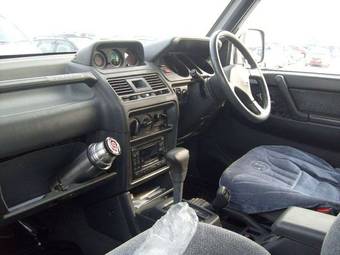 1995 Mitsubishi Pajero Wallpapers