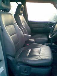 1995 Mitsubishi Pajero Pictures