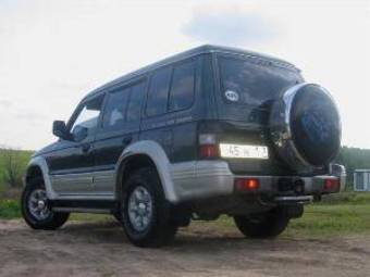 1995 Mitsubishi Pajero Pictures