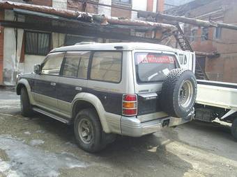 1995 Mitsubishi Pajero Photos