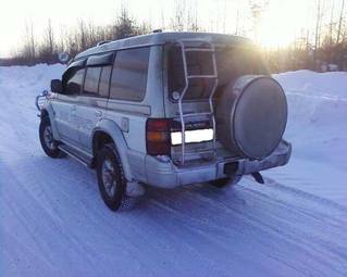 1995 Mitsubishi Pajero Photos