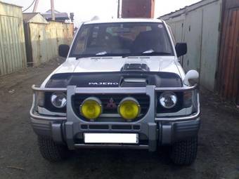 1995 Mitsubishi Pajero Pictures
