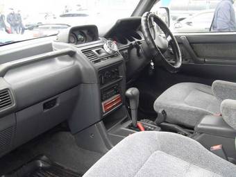 1995 Mitsubishi Pajero Wallpapers