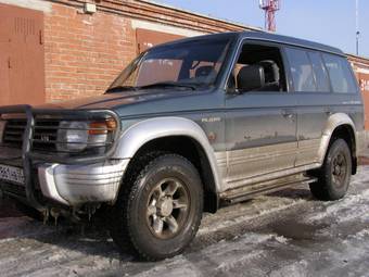 1995 Mitsubishi Pajero Photos
