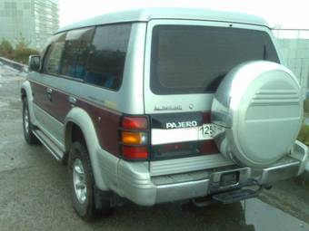 1995 Mitsubishi Pajero Photos