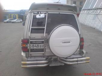 1995 Mitsubishi Pajero Photos
