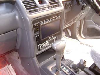 1995 Mitsubishi Pajero Photos