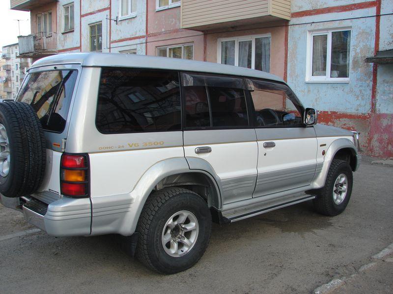 1995 Mitsubishi Pajero specs, Engine size 3.5l., Fuel type Gasoline ...