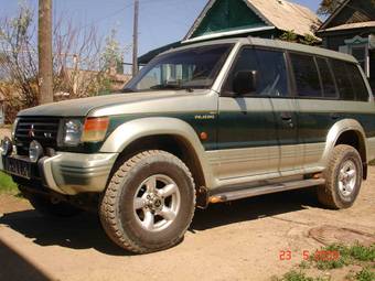 1995 Mitsubishi Pajero Pics