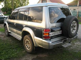 1995 Mitsubishi Pajero Images