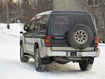 1995 Mitsubishi Pajero Pictures