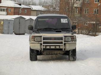 1995 Mitsubishi Pajero Pics