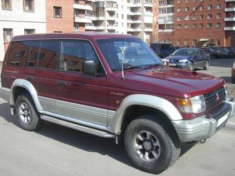 1995 Mitsubishi Pajero Pics