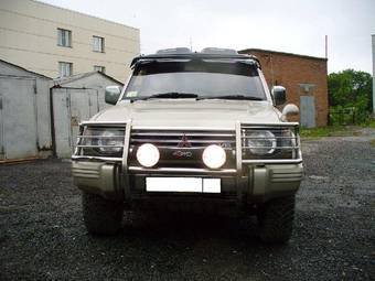 1995 Mitsubishi Pajero Wallpapers