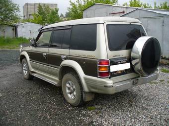 1995 Mitsubishi Pajero Pics